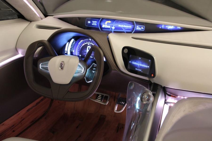 Панель приборов Pininfarina Cambiano Concept 2012 года  (фото 39 из 134)
